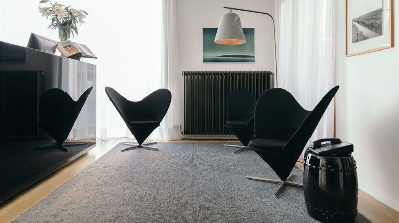 <b>101 Hotel, a Design Hotel Lobby</b>. Images powered by <a href="https://www.leonardoworldwide.com/" title="Leonardo Worldwide" target="_blank">Leonardo</a>.