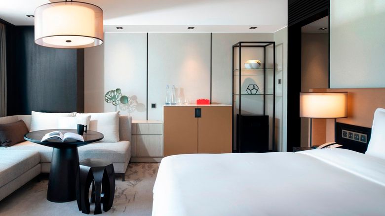 <b>New World Shenyang Hotel Room</b>. Images powered by <a href="https://www.leonardoworldwide.com/" title="Leonardo Worldwide" target="_blank">Leonardo</a>.