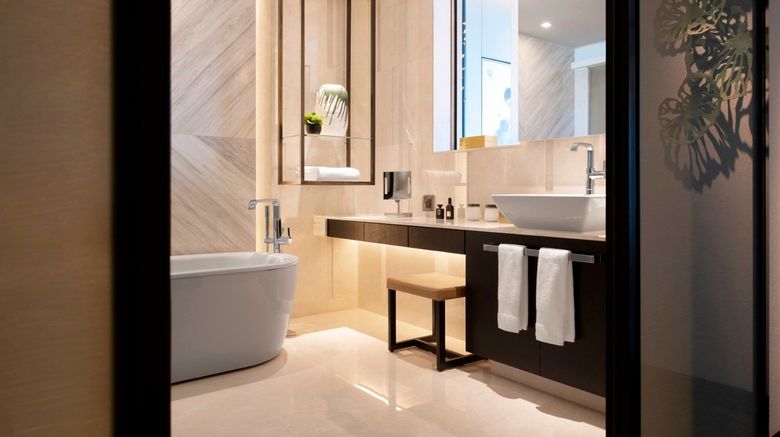 <b>New World Shenyang Hotel Room</b>. Images powered by <a href="https://www.leonardoworldwide.com/" title="Leonardo Worldwide" target="_blank">Leonardo</a>.