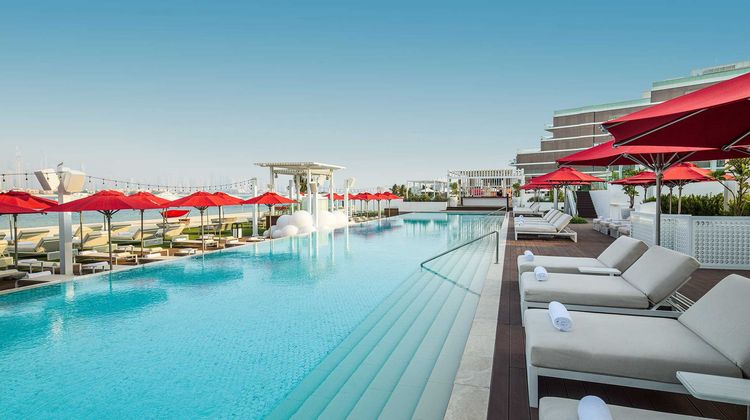 Th8 Palm Dubai Beach Resort,Vignette Col Pool