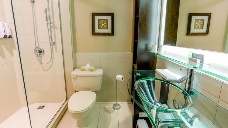 Jaro L'Hotel Quebec Room