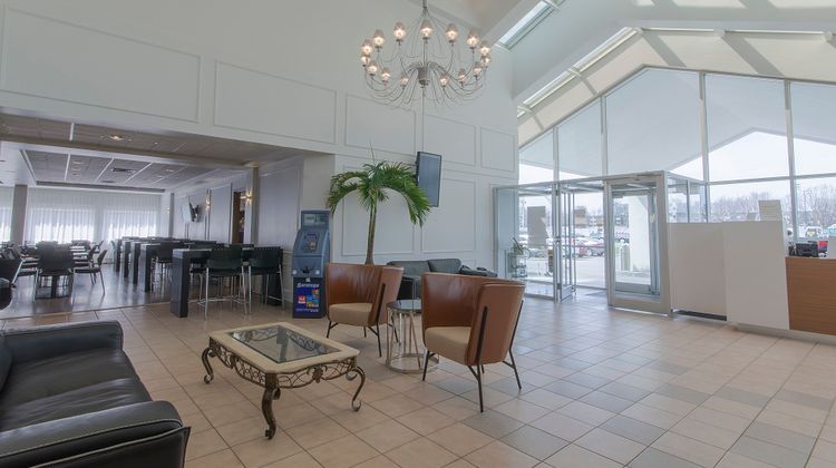 Auberge Quebec Lobby