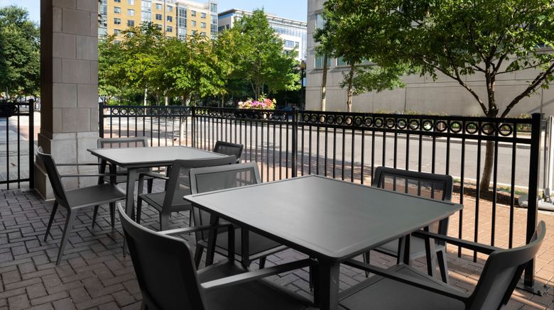 <b>Courtyard Capitol Hill/Navy Yard Restaurant</b>. Images powered by <a href="https://www.leonardoworldwide.com/" title="Leonardo Worldwide" target="_blank">Leonardo</a>.
