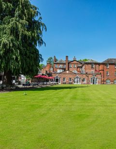 Wynnstay Hotel & Spa