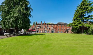 Wynnstay Hotel & Spa