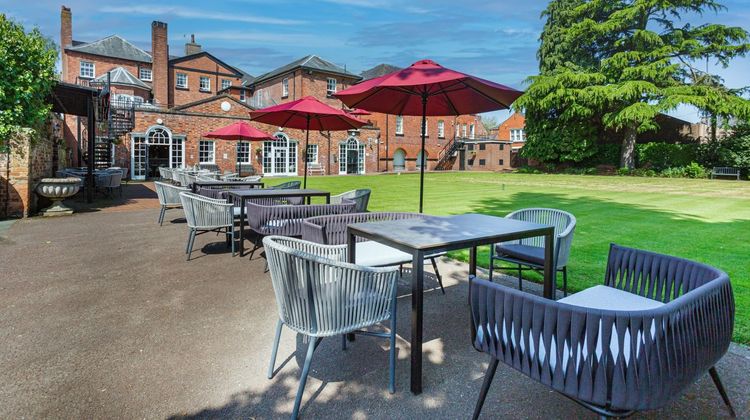 Wynnstay Hotel & Spa Exterior