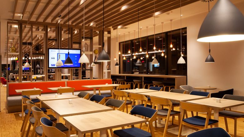 <b>Holiday Inn Express Offenburg Restaurant</b>. Images powered by <a href="https://www.leonardoworldwide.com/" title="Leonardo Worldwide" target="_blank">Leonardo</a>.