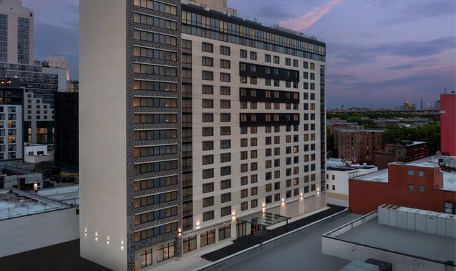 Residence Inn New York Queens Exterior