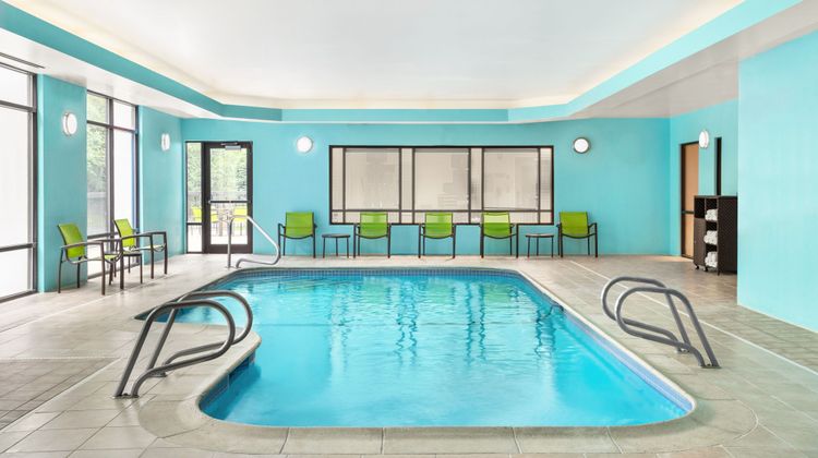 SpringHill Suites Boston Andover Pool