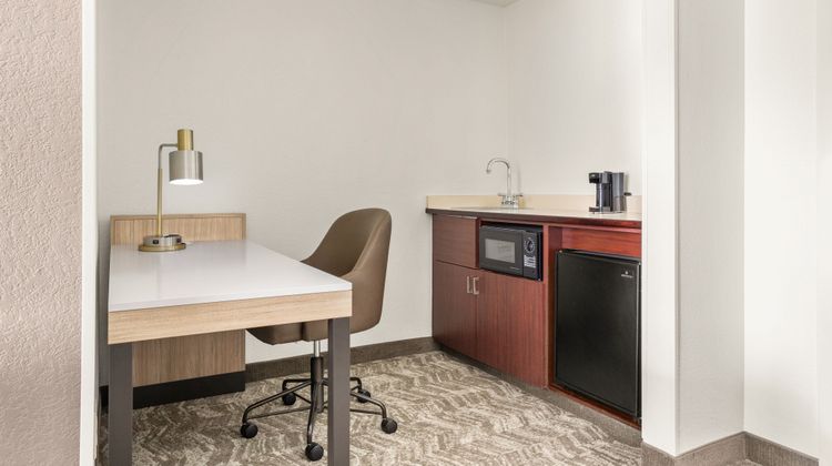 SpringHill Suites Boston Andover Suite