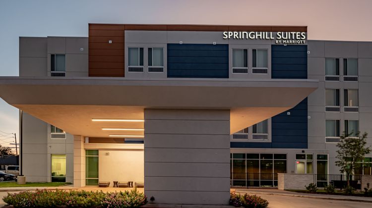 SpringHill Suites Dallas Central Express Exterior