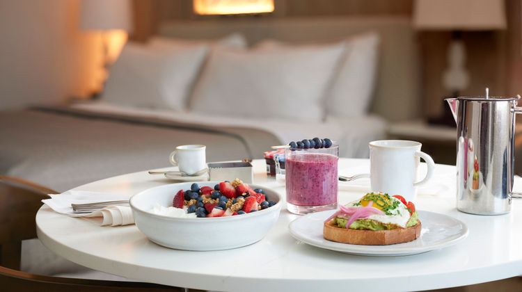 The Westin Philadelphia Room