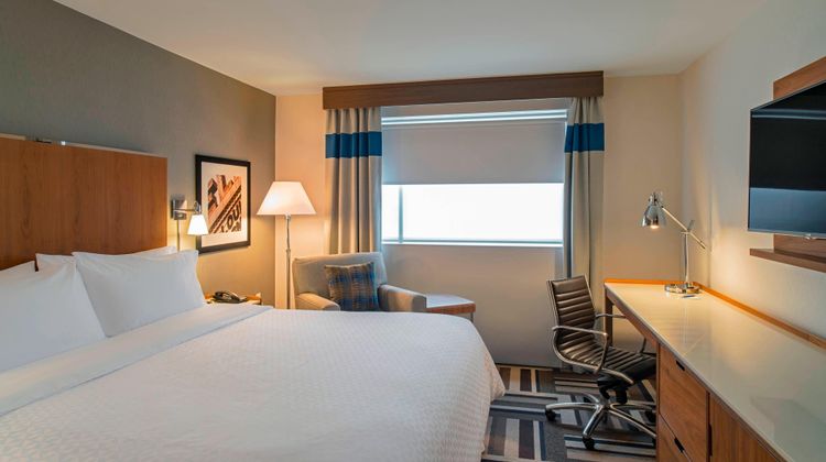 Four Points by Sheraton Midland Room
