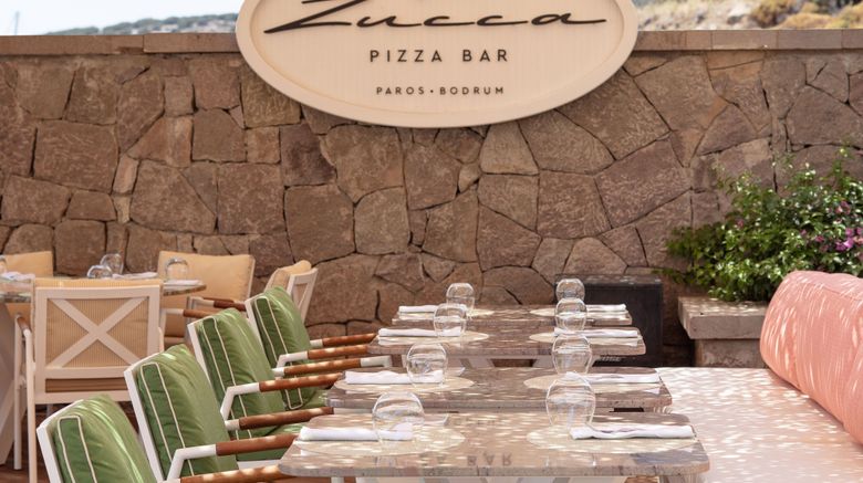 <b>Caresse, a Luxury Collection Resort/Spa Restaurant</b>. Images powered by <a href="https://www.leonardoworldwide.com/" title="Leonardo Worldwide" target="_blank">Leonardo</a>.