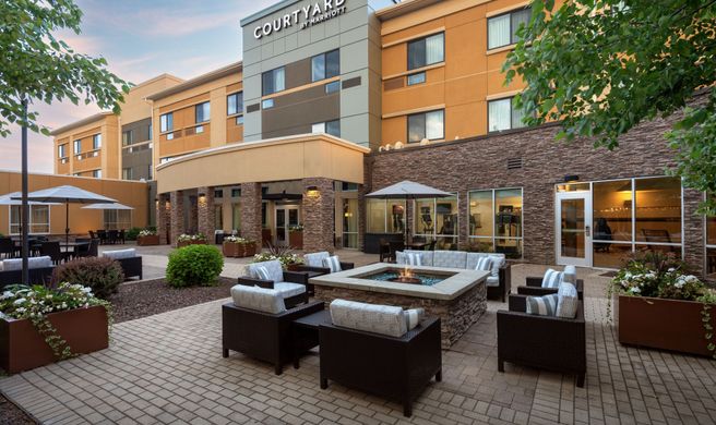 Courtyard Mankato Marriott Exterior