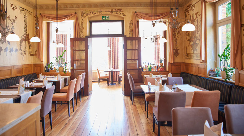 <b>Eisbach Hotel Restaurant</b>. Images powered by <a href="https://www.leonardoworldwide.com/" title="Leonardo Worldwide" target="_blank">Leonardo</a>.