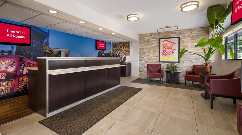<b>Red Roof PLUS+ Nashville Airport Lobby</b>. Images powered by <a href="https://www.leonardoworldwide.com/" title="Leonardo Worldwide" target="_blank">Leonardo</a>.