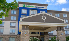 Holiday Inn Express Hotel & Suites