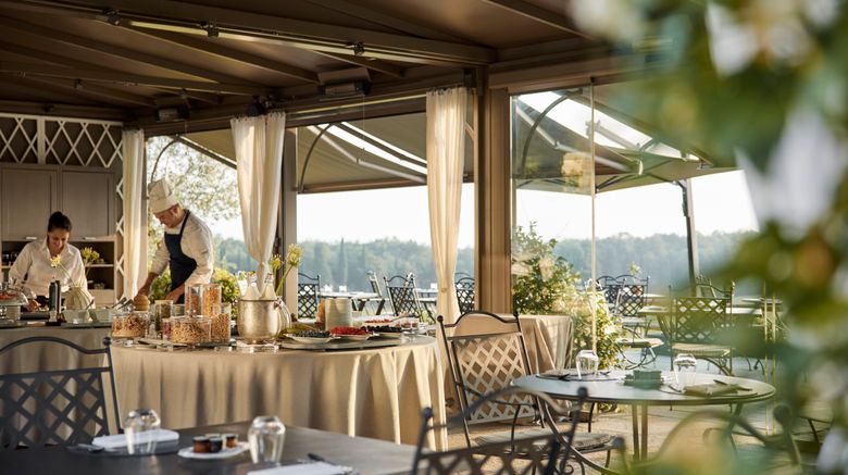 <b>Como Castello del Nero Restaurant</b>. Images powered by <a href="https://www.leonardoworldwide.com/" title="Leonardo Worldwide" target="_blank">Leonardo</a>.