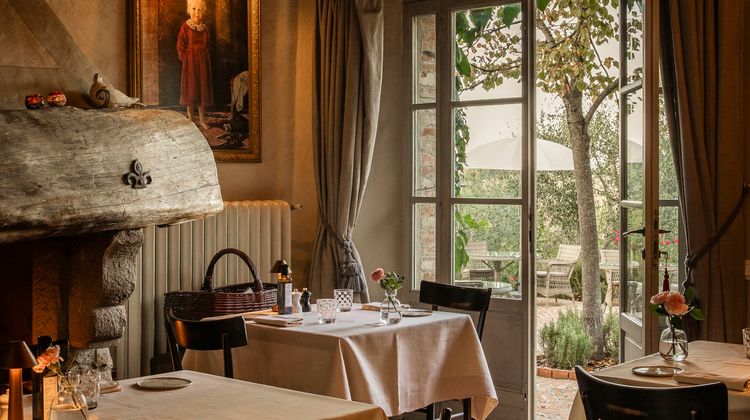 Lupaia Restaurant