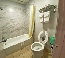 Scottish Inn Room