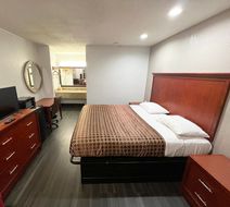 Scottish Inn Room