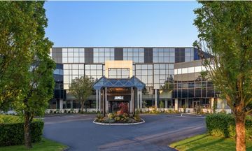 Jangle Hotel Paris CDG Airport