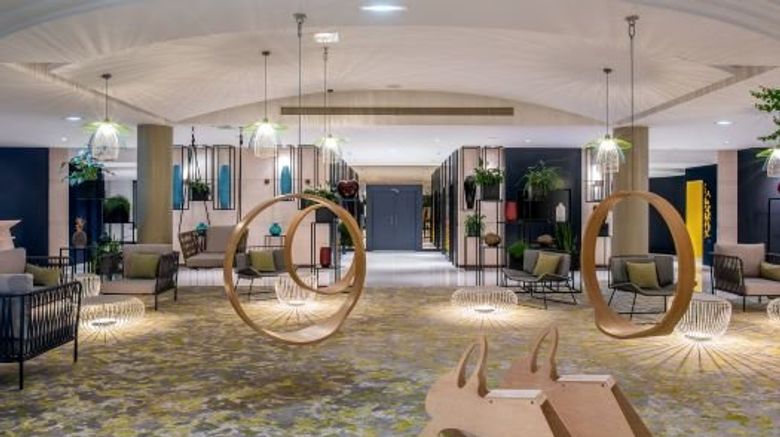 <b>Jangle Hotel Paris CDG Airport Lobby</b>. Images powered by <a href="https://www.leonardoworldwide.com/" title="Leonardo Worldwide" target="_blank">Leonardo</a>.