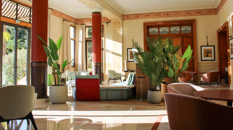 Royal-Riviera Hotel Lobby