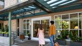 Park Lane Suites & Inn Exterior