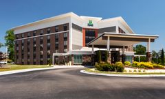 Holiday Inn Express Sports Center