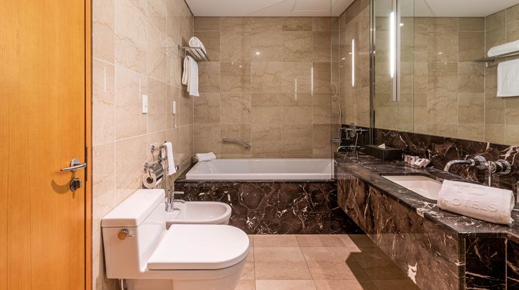 Hotel de Convencoes Talatona Room