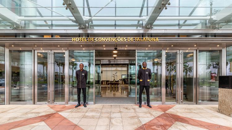 Hotel de Convencoes Talatona Exterior