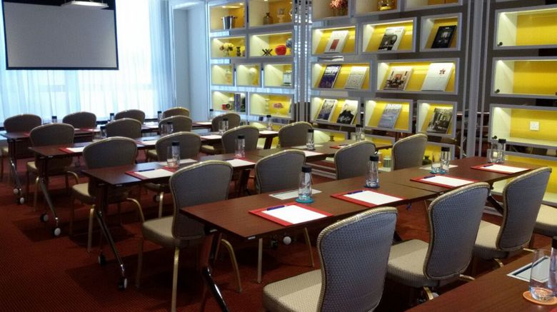 <b>Hotel Indigo Hong Kong Island Meeting</b>. Images powered by <a href="https://www.leonardoworldwide.com/" title="Leonardo Worldwide" target="_blank">Leonardo</a>.