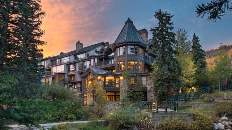 Gravity Haus Vail Exterior