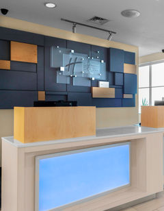 Holiday Inn Express & Suites Leander