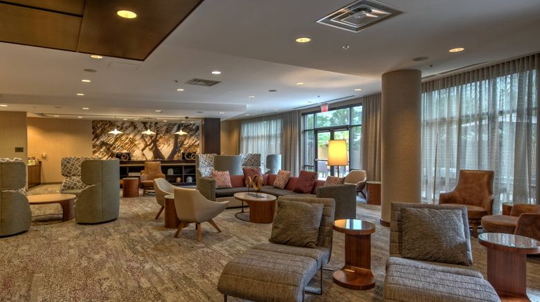 <b>Courtyard Marriott Newport News Airport Lobby</b>. Images powered by <a href="https://www.leonardoworldwide.com/" title="Leonardo Worldwide" target="_blank">Leonardo</a>.