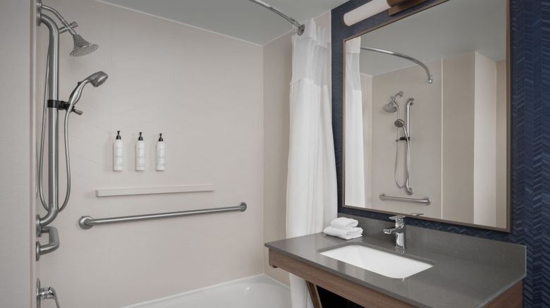 <b>Fairfield Inn & Suites Roanoke Hollins Suite</b>. Images powered by <a href="https://www.leonardoworldwide.com/" title="Leonardo Worldwide" target="_blank">Leonardo</a>.