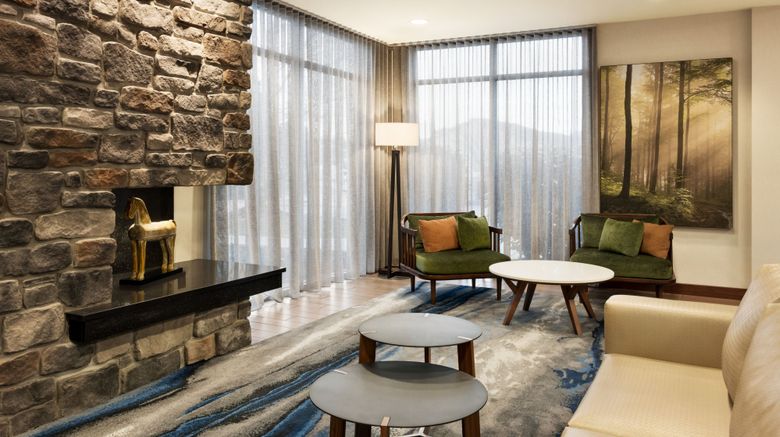 <b>Fairfield Inn & Suites Marriott Lobby</b>. Images powered by <a href="https://www.leonardoworldwide.com/" title="Leonardo Worldwide" target="_blank">Leonardo</a>.