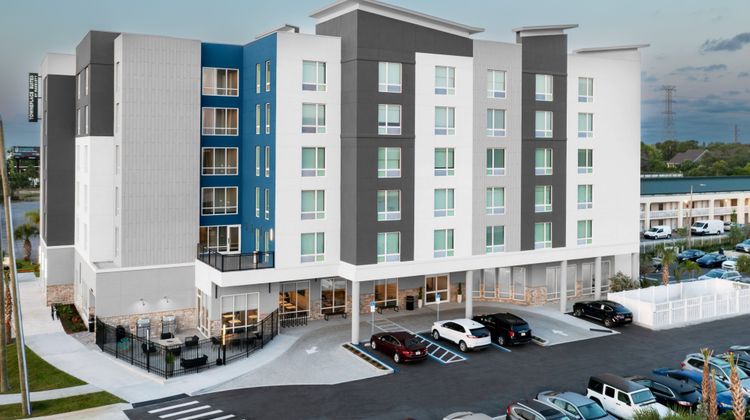 TownePlace Suites Tampa Clearwater Exterior