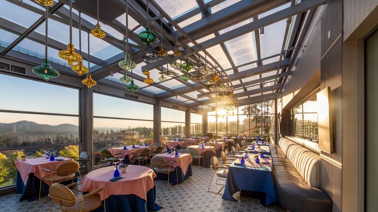 <b>Westin Bear Mountain Golf Resort & Spa Restaurant</b>. Images powered by <a href="https://www.leonardoworldwide.com/" title="Leonardo Worldwide" target="_blank">Leonardo</a>.
