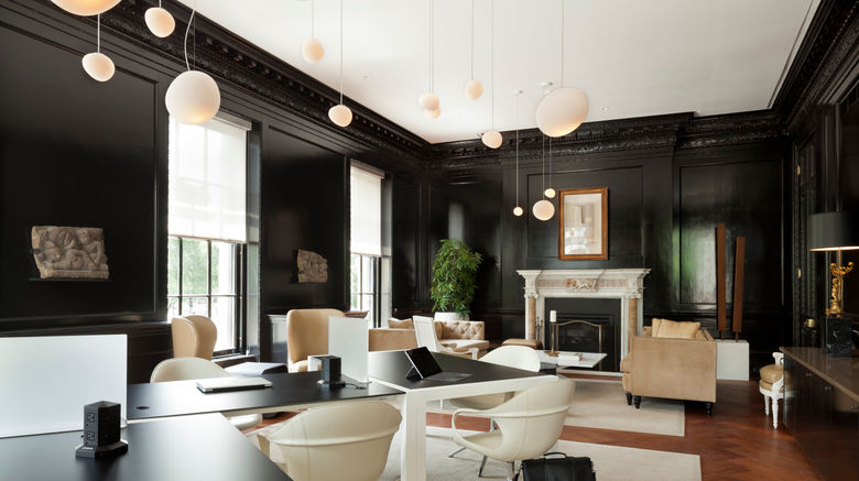 <b>Placemakr Dupont Circle Ballroom</b>. Images powered by <a href="https://www.leonardoworldwide.com/" title="Leonardo Worldwide" target="_blank">Leonardo</a>.
