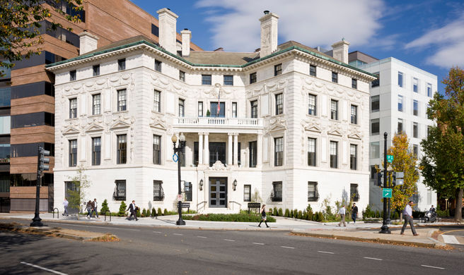 Placemakr Dupont Circle Exterior