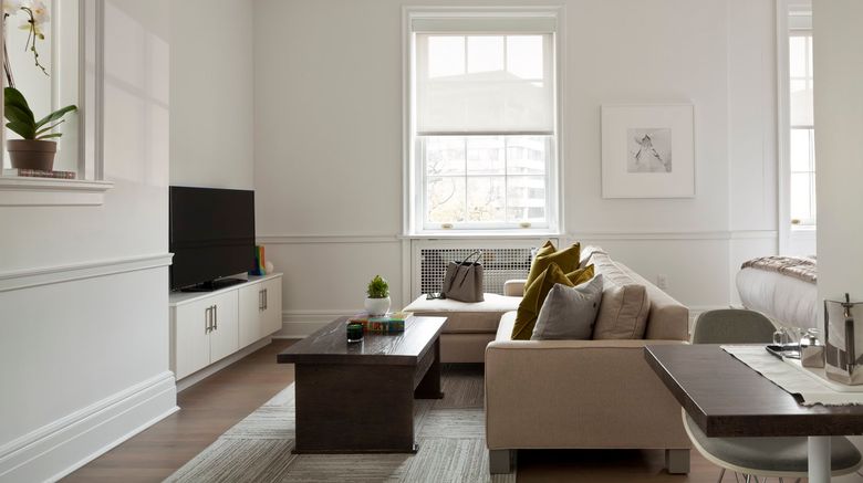 <b>Placemakr Dupont Circle Lobby</b>. Images powered by <a href="https://www.leonardoworldwide.com/" title="Leonardo Worldwide" target="_blank">Leonardo</a>.