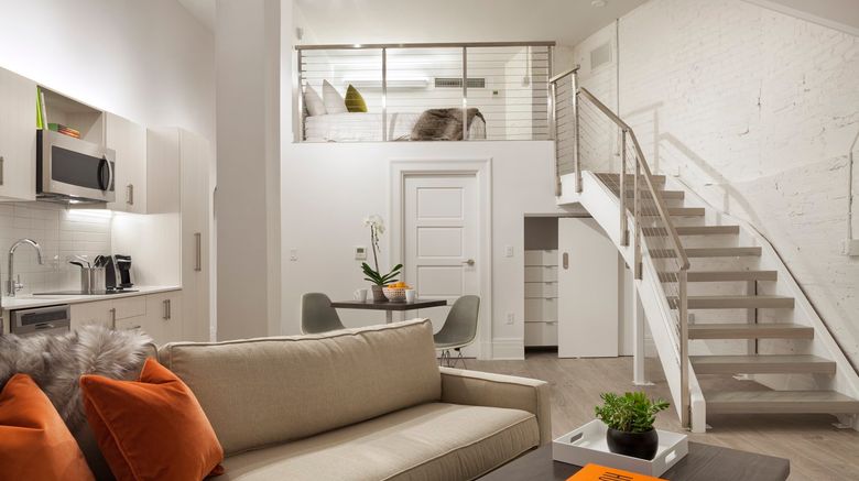 <b>Placemakr Dupont Circle Lobby</b>. Images powered by <a href="https://www.leonardoworldwide.com/" title="Leonardo Worldwide" target="_blank">Leonardo</a>.