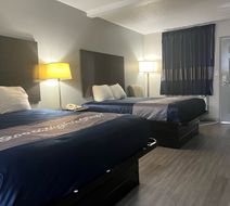 Scottish Inn Room