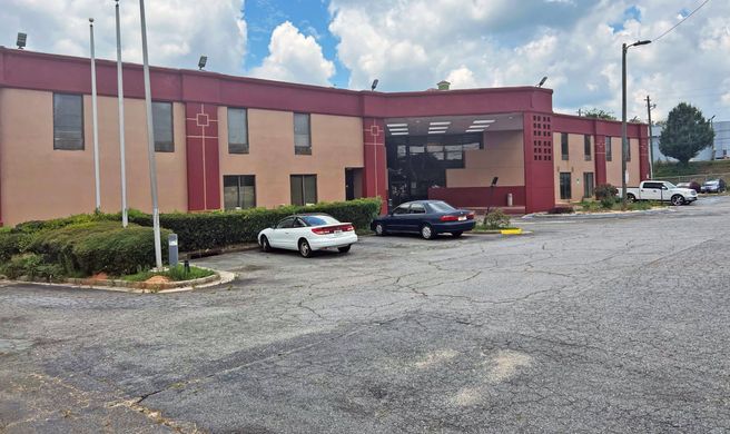 Red Carpet Inn Macon Riverside Exterior