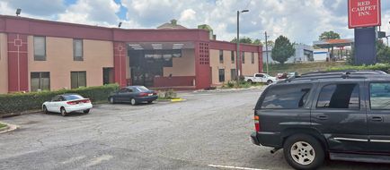 Red Carpet Inn Macon Riverside Exterior