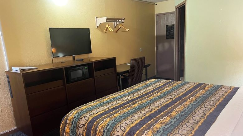 <b>Red Carpet Inn Macon Riverside Room</b>. Images powered by <a href="https://www.leonardoworldwide.com/" title="Leonardo Worldwide" target="_blank">Leonardo</a>.