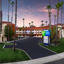 Holiday Inn Express La Mesa